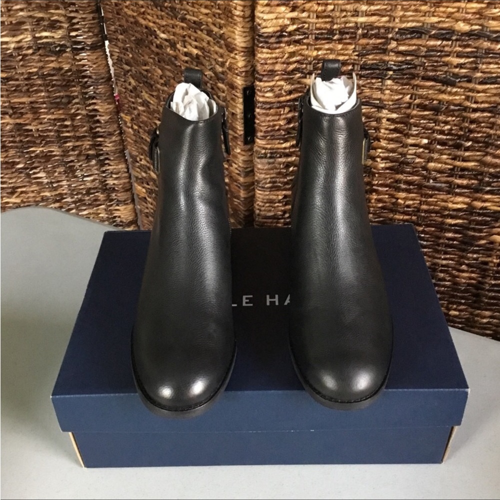 COLE HAAN